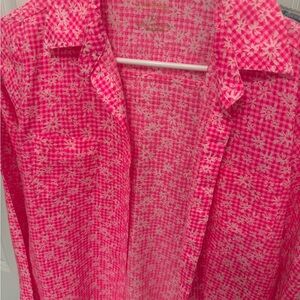 Lilly Pulitzer Pink and White Blouse with Mosaic Pattern